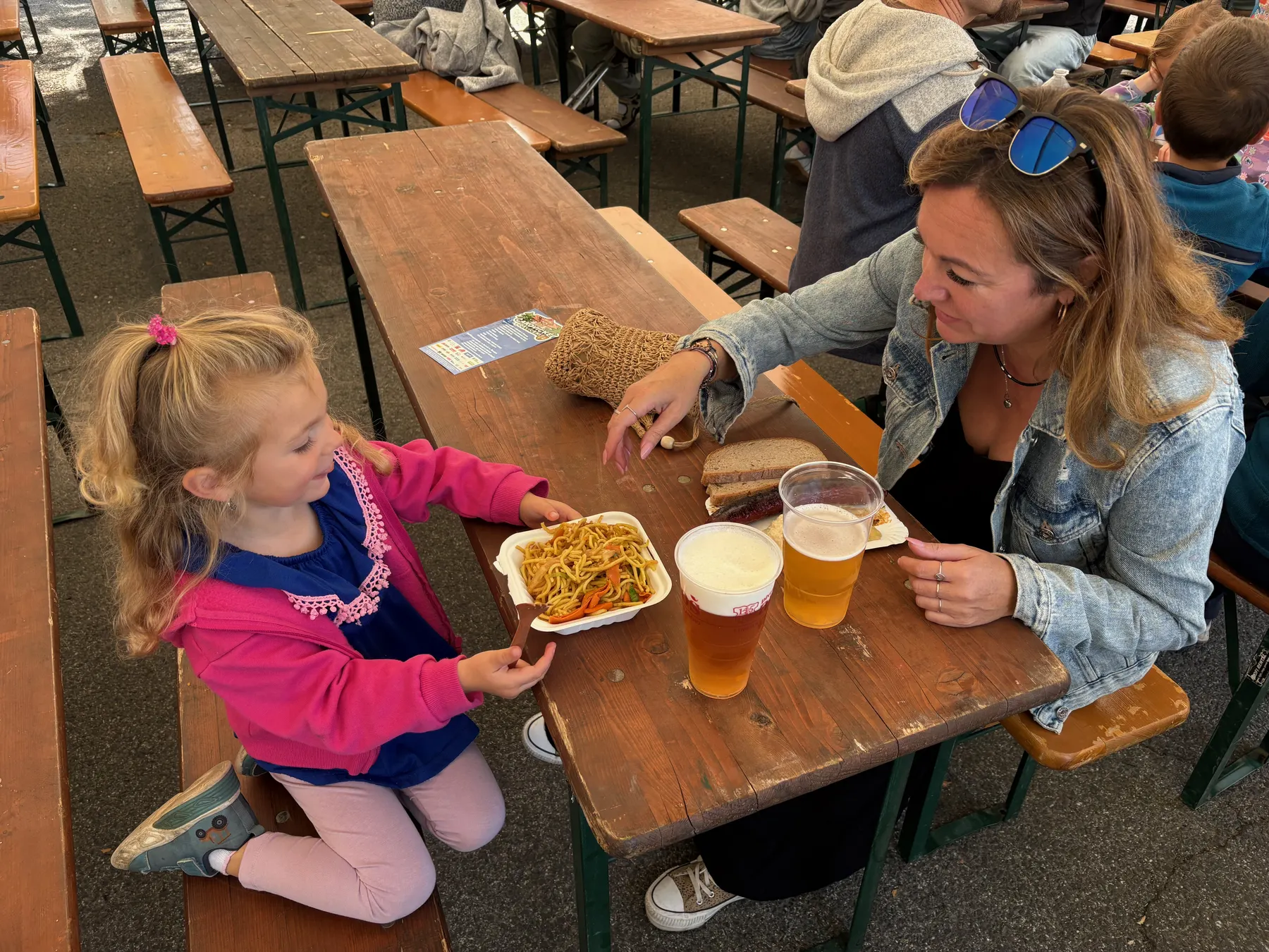 Food trucky a stánky v Čakovicích během posvícení