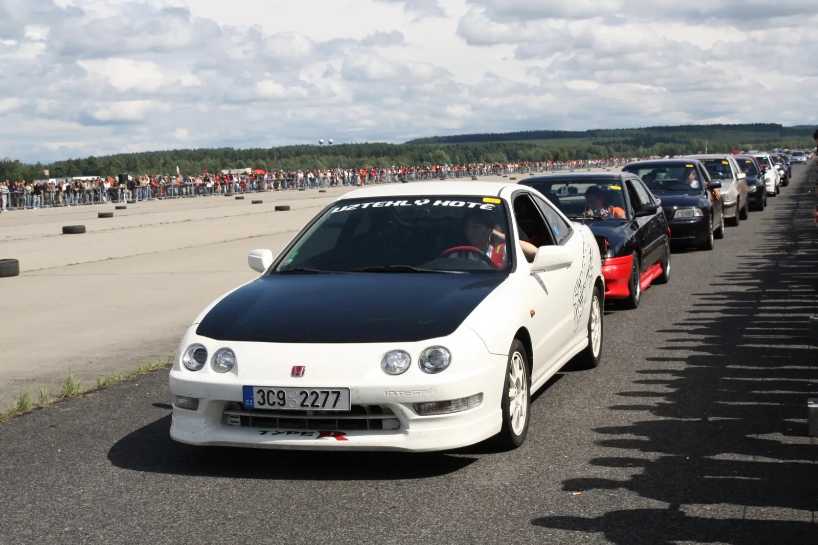 Sprint - Honda Integra ve frontě na start